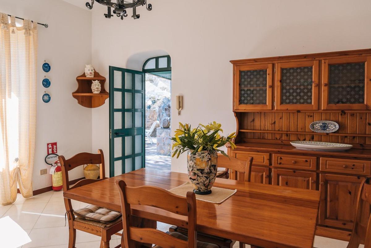 Villa Portysud à Lipari  Extérieur photo
